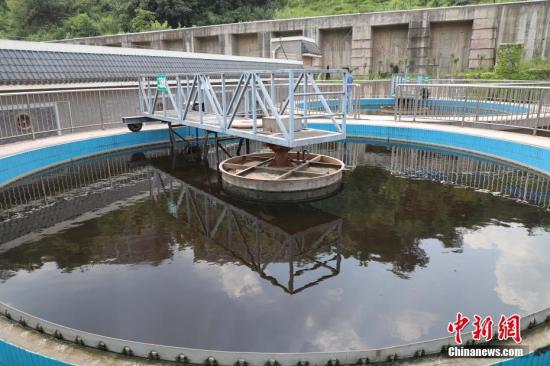 吉林大学实验室污水处理设备安装调试过程-生活在线观看(图1)